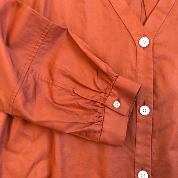 Everlane silky cotton blouse - Picture 3 of 4